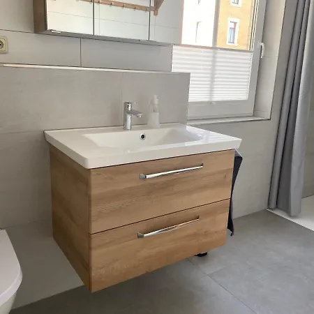 Attraktives 2-zimmer-apartment Im Stadtzentrum *