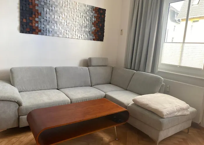 Attraktives 2-zimmer-apartment Im Stadtzentrum Lägenhet *