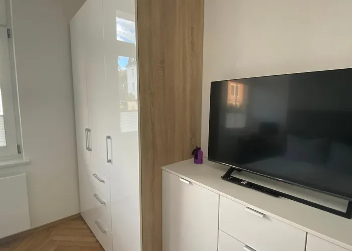 Attraktives 2-zimmer-apartment Im Stadtzentrum アパート