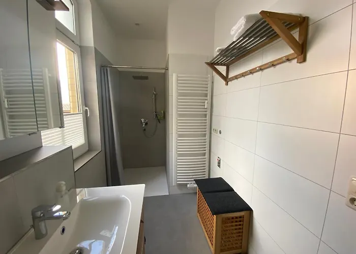 Attraktives 2-zimmer-apartment Im Stadtzentrum * Rudolstadt