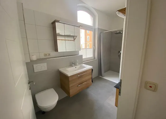 Attraktives 2-zimmer-apartment Im Stadtzentrum アパート *