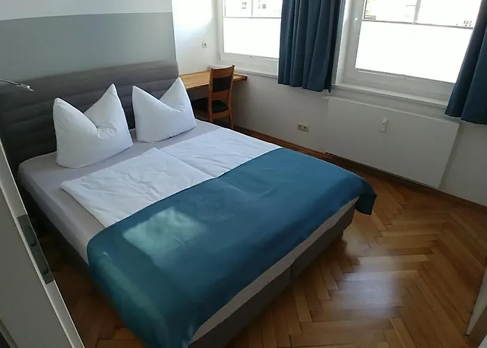 Lägenhet Attraktives 2-zimmer-apartment Im Stadtzentrum